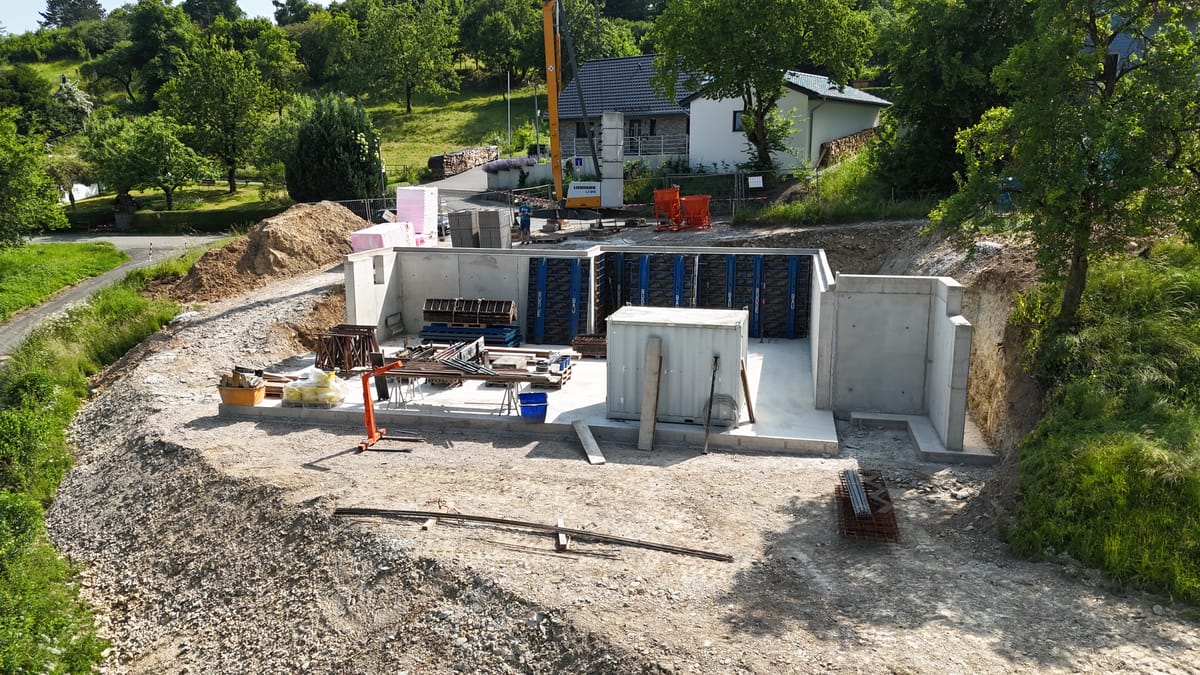 Fr, 13.06.2025 - Wände betoniert