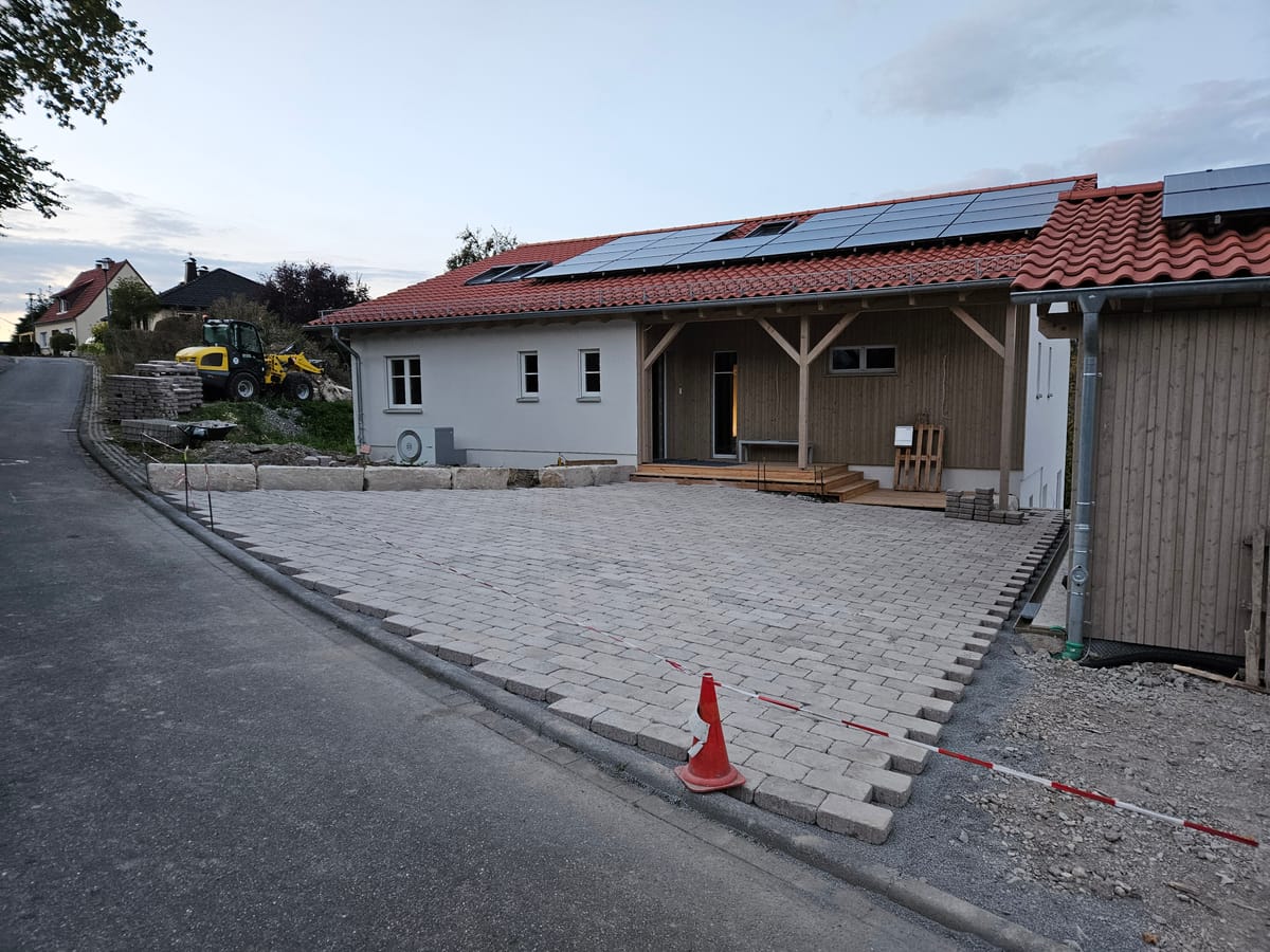 Do, 10.10.2026 - Spachteln 4 und GaLaBau 9