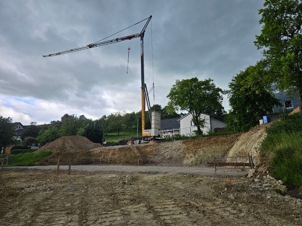 Fr, 23.05.2025 - Kran