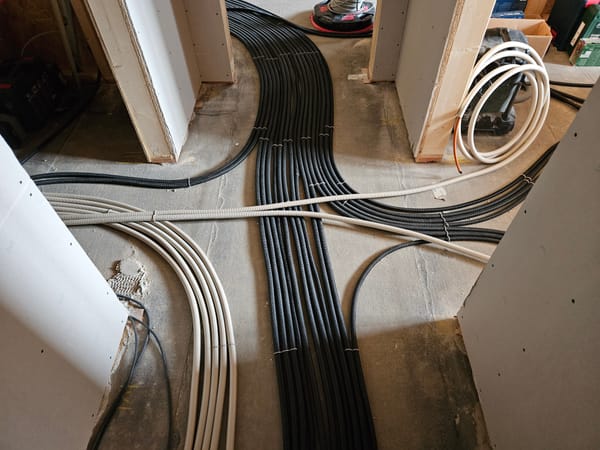 Di, 23.09.2025 - Elektro, Netzwerk und Putz