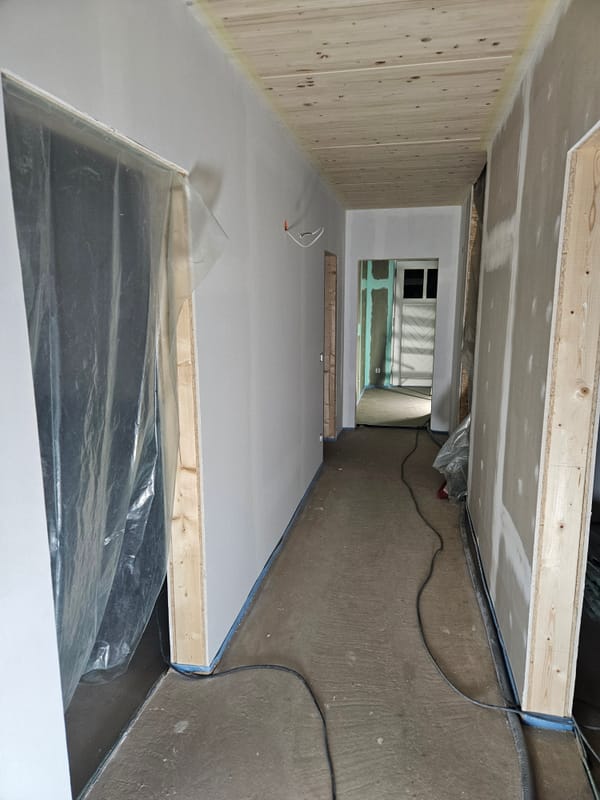 We, 08/09.02.2026 - Schleifen und Malervlies